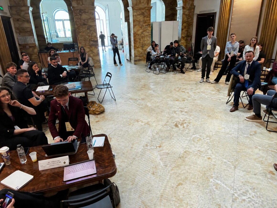 NSC la Young Ambassadors Forum