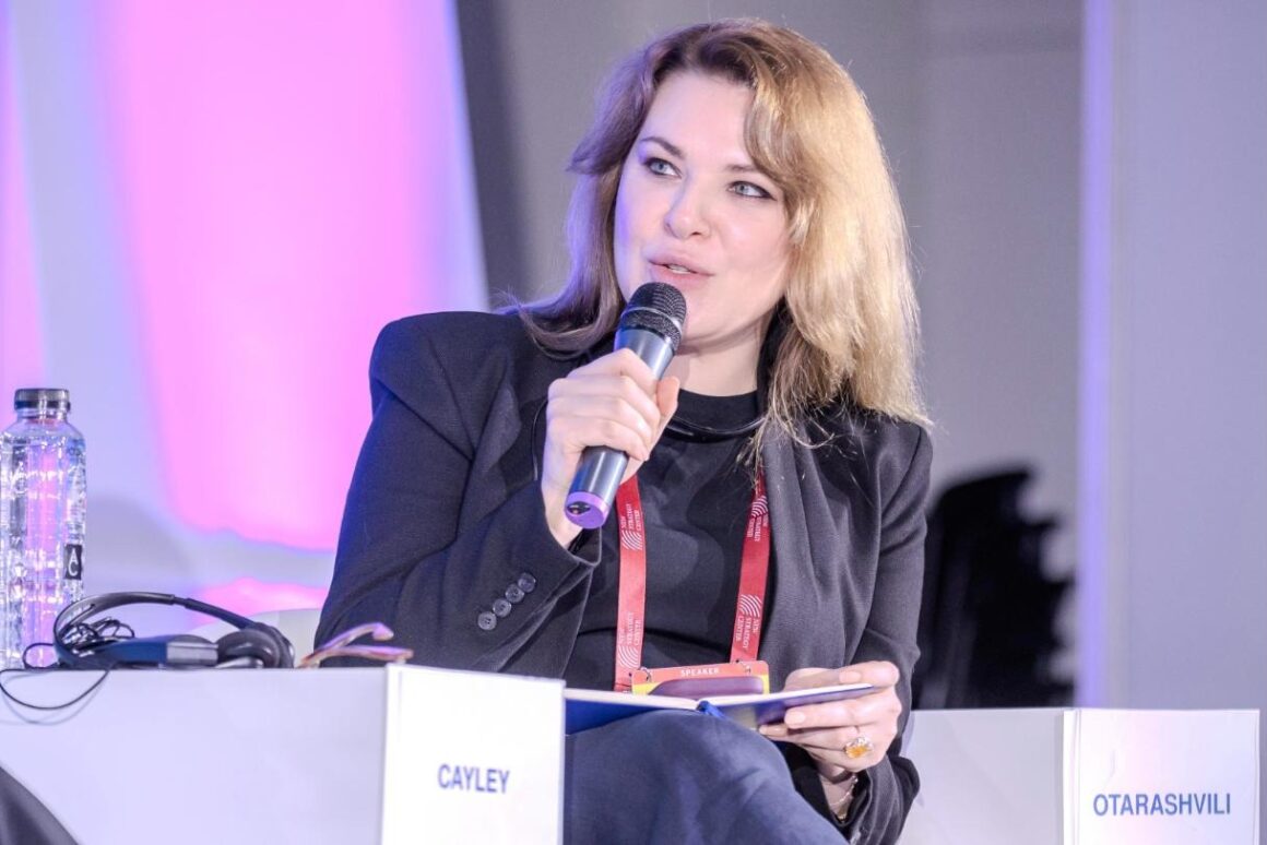 Maia Otarashvili, Panel XIb