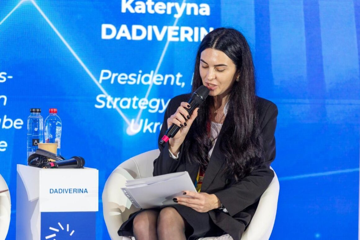 Kateryna Dadiverina, Panel XIc